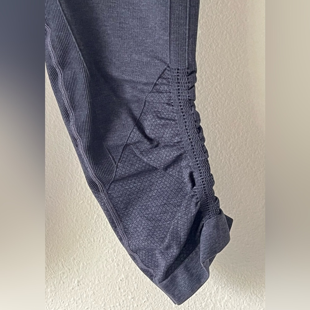 Lululemon In The Flow Crop Yoga Lounge Leggings Gray Size 6 - Picture 9 of 13